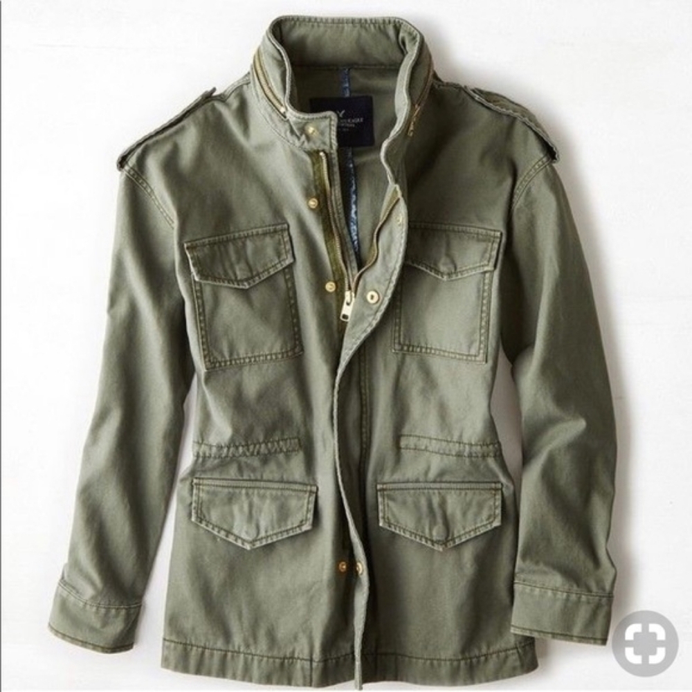 American Eagle Utility Field Jacket Army Green Military Style.